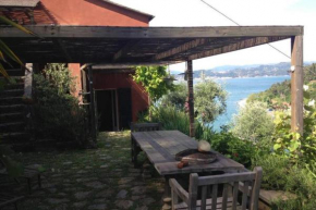 Your villa on Palmaria's island Casa del Frate